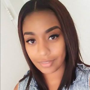 Meet your Posher, Laanita